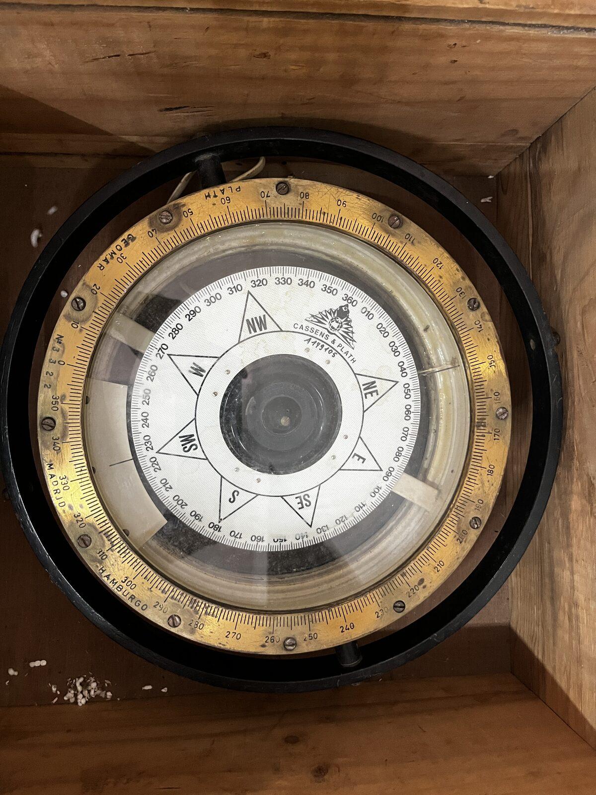 Plath C Plath Type Geomar Madrid, Sr. — refurbished marine antiques thumbnail 2