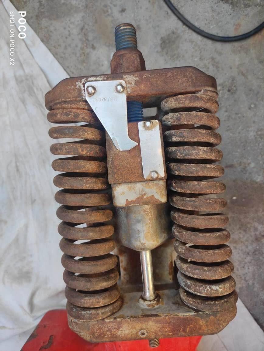 Relief Valve 2 Type C — refurbished oilfield, rig & drill-ship machinery thumbnail 2