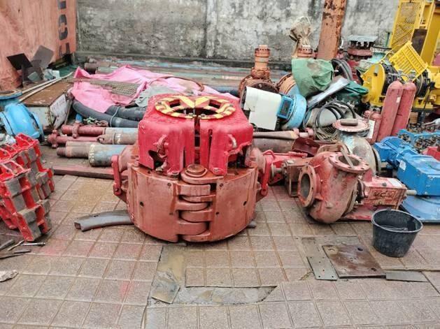 Varco Varco Spider Set with Elevator + Slip 14 inch Capacity 500 Ton SL — refurbished oilfield, rig & drill-ship machinery thumbnail 7