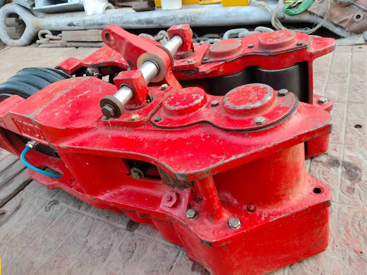 Varco Varco SSW 40 Pipe Spenner — refurbished oilfield, rig & drill-ship machinery thumbnail 3