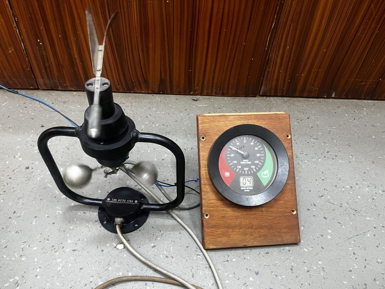 SAN SEIN Display ANM10013 With Sensor TAN40136 P127 — refurbished bridge & navigation equipment